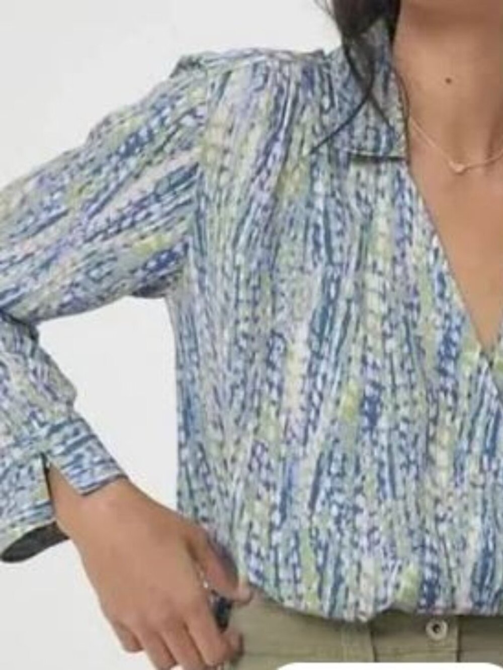Pilcro Tisha Surplice Abstract Blue Green Long-Sleeve V-Neck Blouse. XS. - Picture 11 of 11